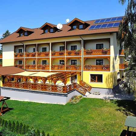 Hotel Alex 상트칸지안 외부 사진