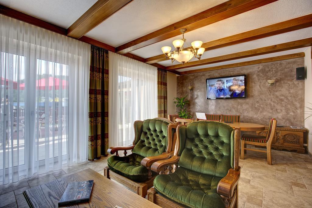 Hotel Alex 상트칸지안 외부 사진