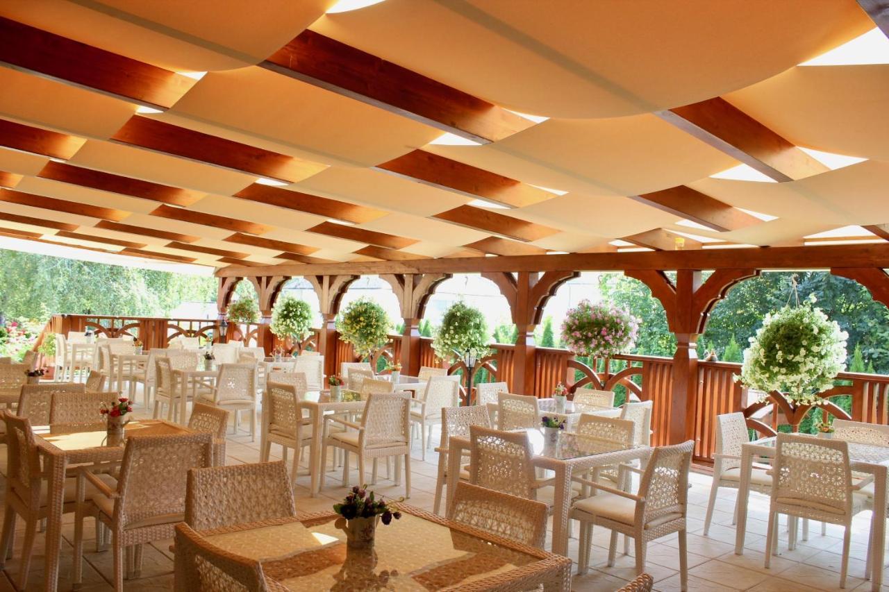 Hotel Alex 상트칸지안 외부 사진
