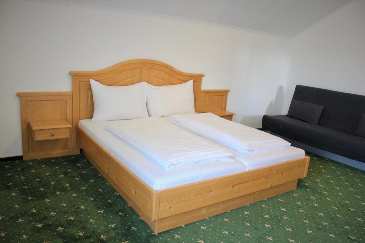 Hotel Alex 상트칸지안 외부 사진