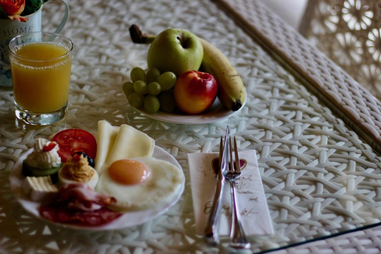 Hotel Alex 상트칸지안 외부 사진